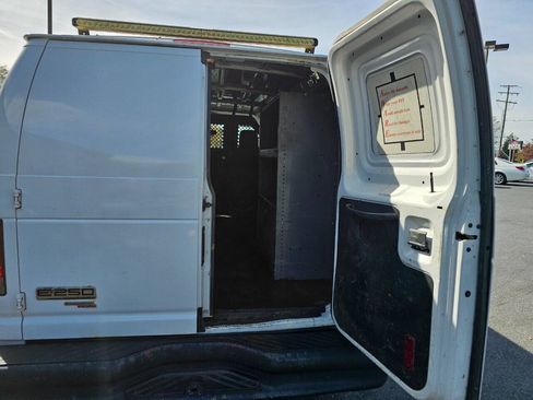 Used 2014 Ford E-250 and Econoline 250 w/ Commercial Cargo Van Package RWD image 23