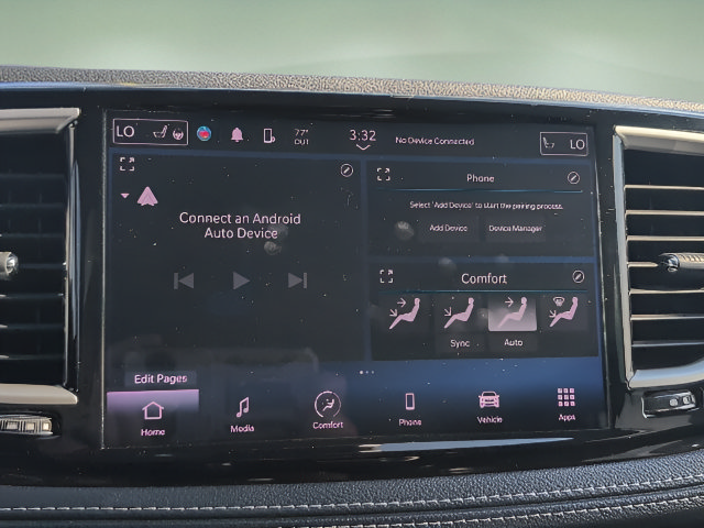 Used 2023 Chrysler Pacifica Touring-L FWD image 15