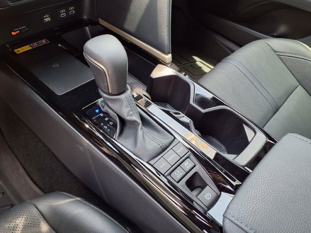 Used 2026 Toyota Camry XSE w/ Premium Plus Package FWD image 24