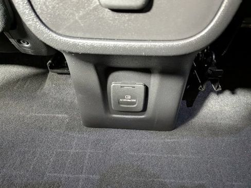 Used 2020 GMC Terrain SLE w/ Driver Convenience Package FWD image 27