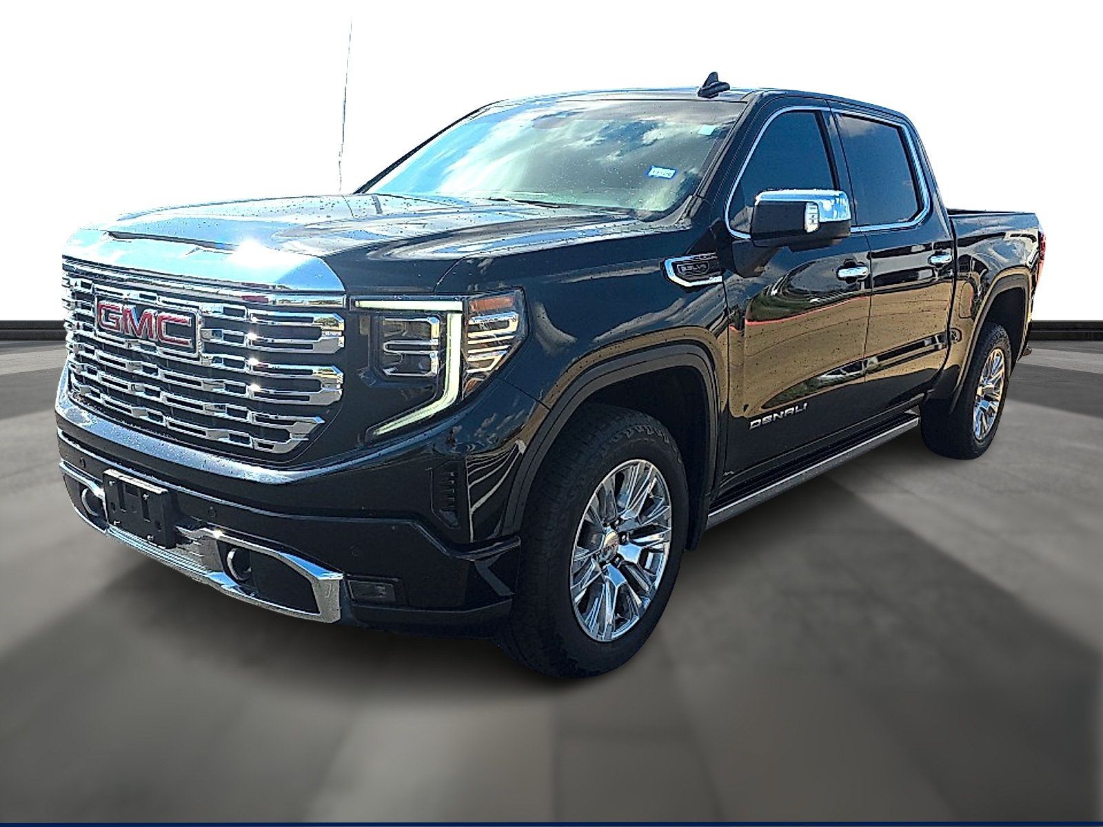 Used 2023 GMC Sierra 1500 Denali AWD/4WD image 1
