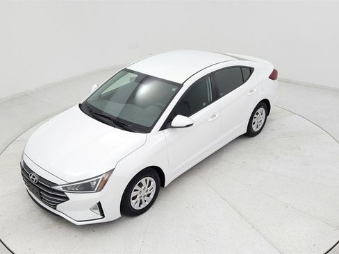 Used 2019 Hyundai Elantra SE w/ Cargo Package image 13
