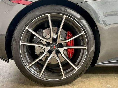 Used 2017 McLaren 570S image 58