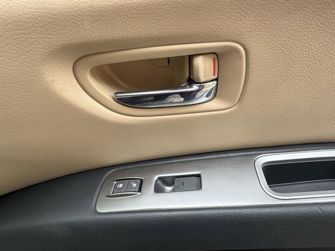 Used 2008 Subaru Tribeca Limited image 36