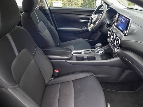 Used 2025 Nissan Sentra SV w/ All-Weather Package image 15