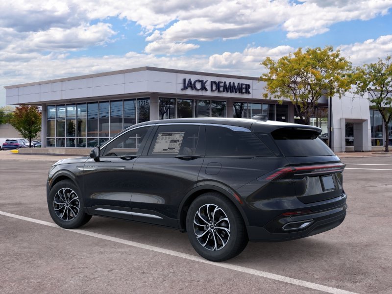 New 2026 Lincoln Nautilus Premier AWD/4WD image 4
