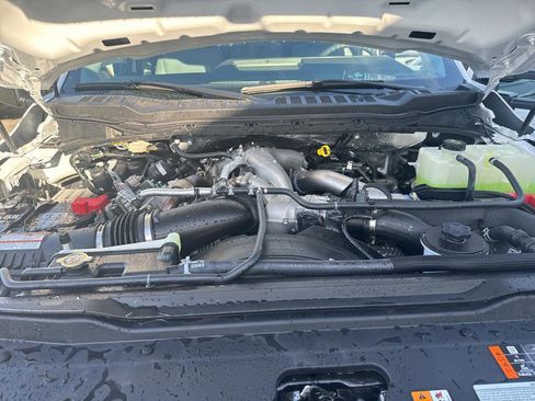 New 2024 Ford F450 XL w/ XL Chrome Package image 9