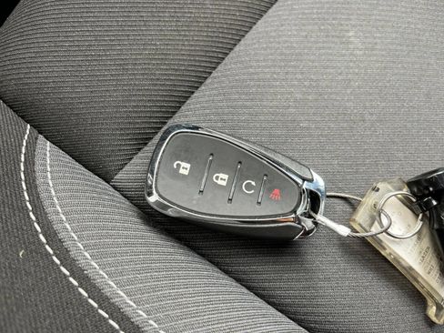 Used 2026 Chevrolet Blazer LT FWD image 17