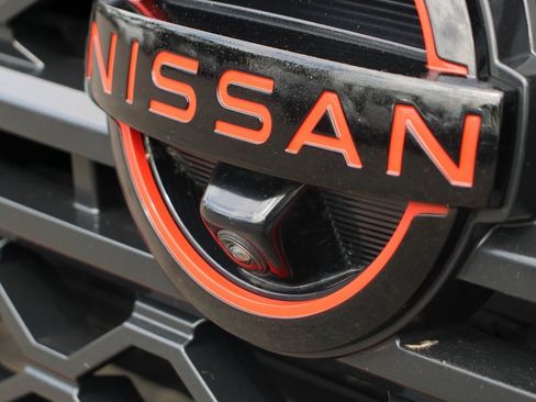 Used 2023 Nissan Frontier PRO-4X w/ Pro-4X Premium Package image 46