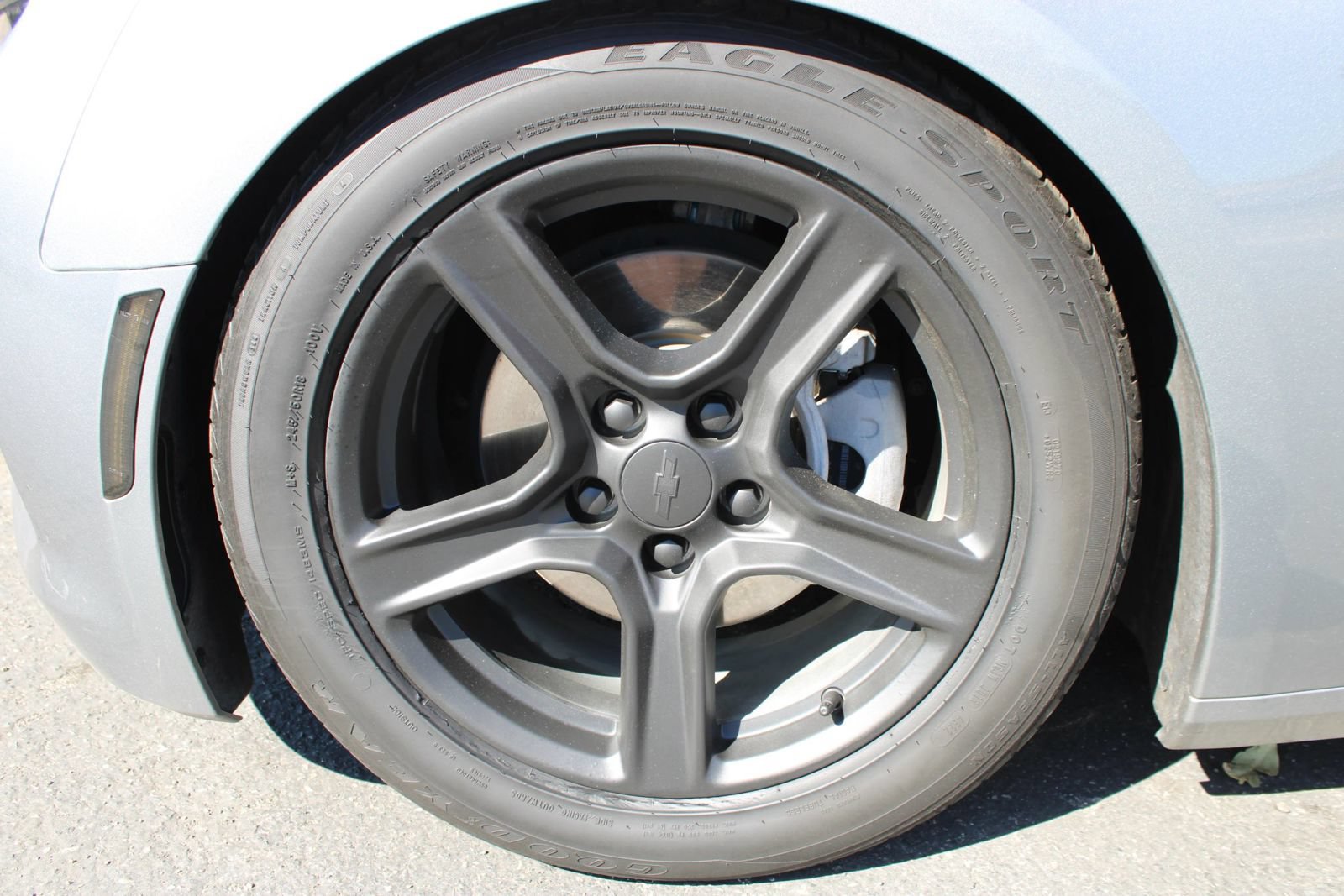 Used 2023 Chevrolet Camaro LT RWD image 34