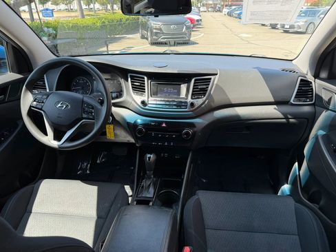 Used 2016 Hyundai Tucson SE w/ Option Group 02 FWD image 15