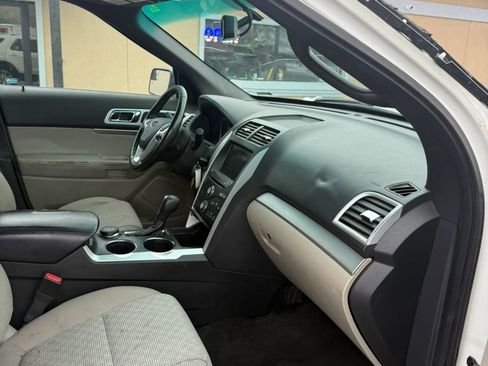 Used 2011 Ford Explorer XLT w/ 201A Rapid Spec Order Code image 17