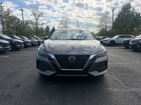 Used 2020 Nissan Sentra SV FWD image 2