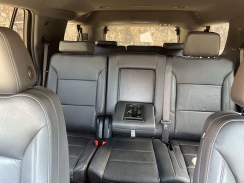 Used 2025 Chevrolet Tahoe Z71 AWD/4WD image 50