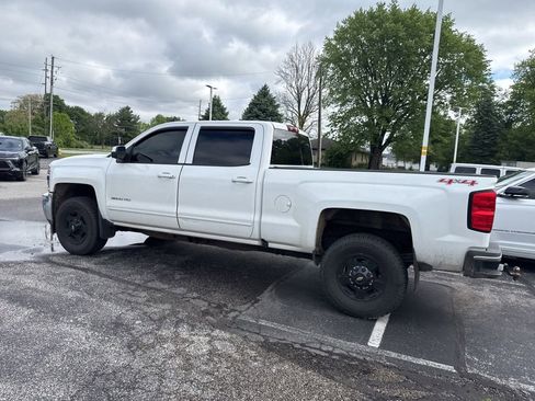 Used 2017 Chevrolet Silverado 2500 LT AWD/4WD image 6