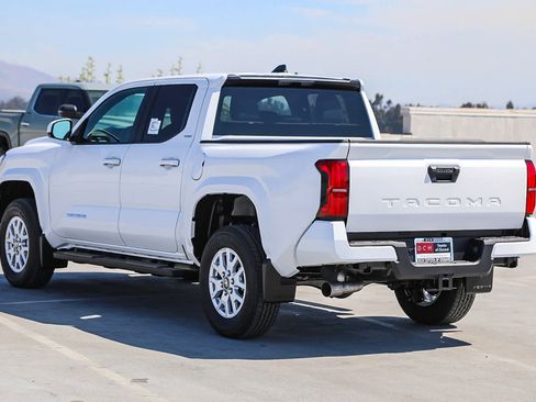 New 2026 Toyota Tacoma SR5 image 7