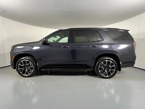 Used 2025 Chevrolet Tahoe RST w/ Comfort Package AWD/4WD image 4