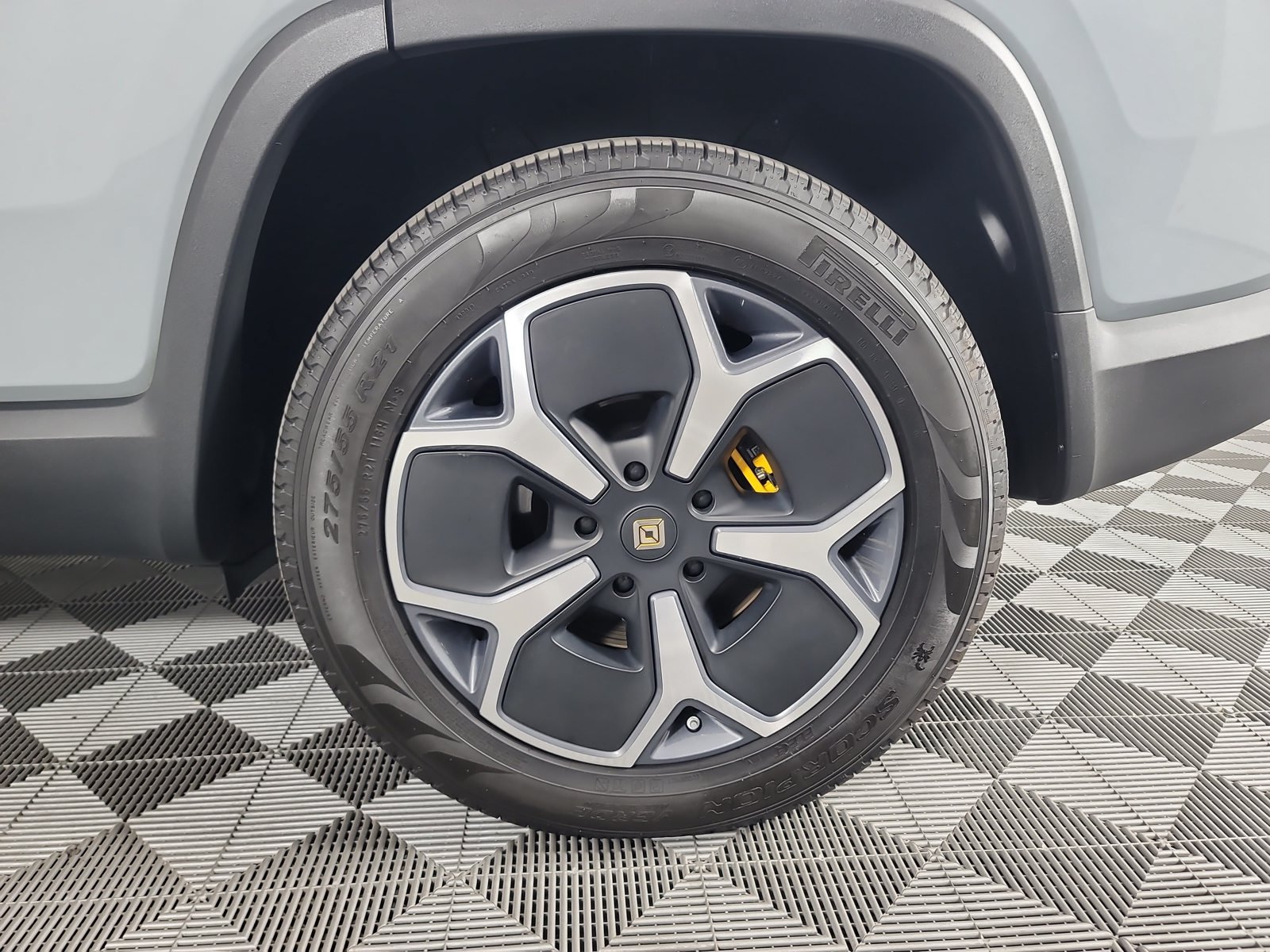Used 2023 Rivian R1S Adventure Quad AWD/4WD image 10