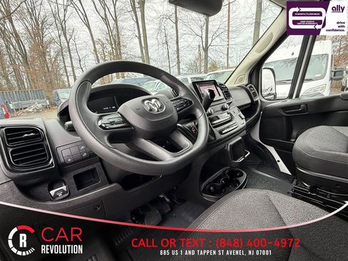 Used 2025 RAM ProMaster 2500 w/ Convenience Group image 13