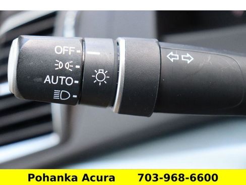 Used 2017 Acura RDX w/ Tech & AcuraWatch Plus Pkg FWD image 10