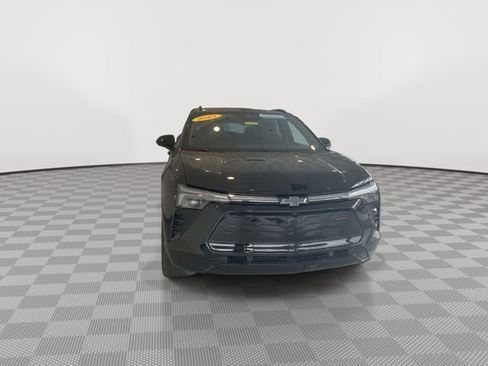 Certified 2025 Chevrolet Blazer EV RS image 3