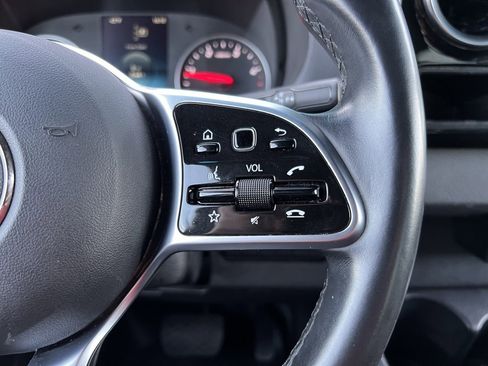 Used 2024 Mercedes-Benz Sprinter 2500 image 18