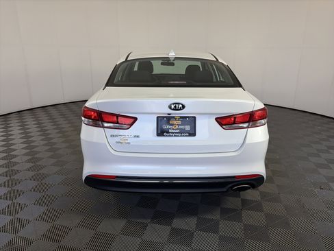 Used 2016 Kia Optima LX image 9