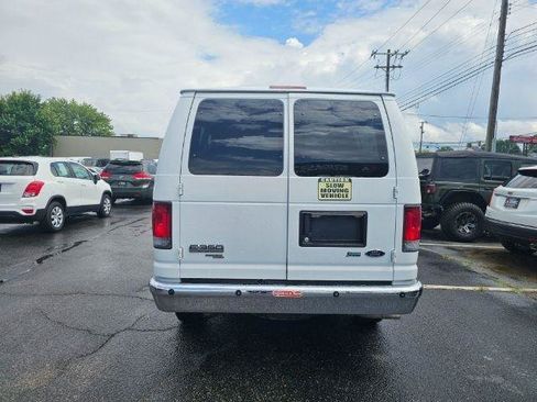 Used 2011 Ford E-350 and Econoline 350 XLT RWD image 6