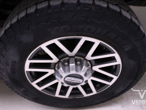 Used 2019 Ford F350 Lariat w/ Lariat Ultimate Package image 32