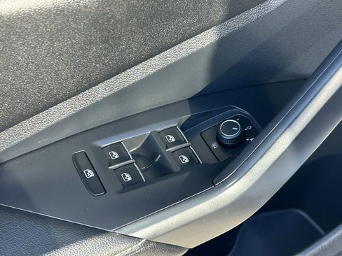 Used 2024 Volkswagen Jetta S image 23