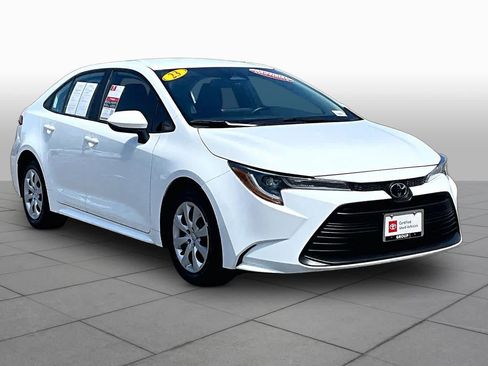 Certified 2023 Toyota Corolla LE FWD image 2