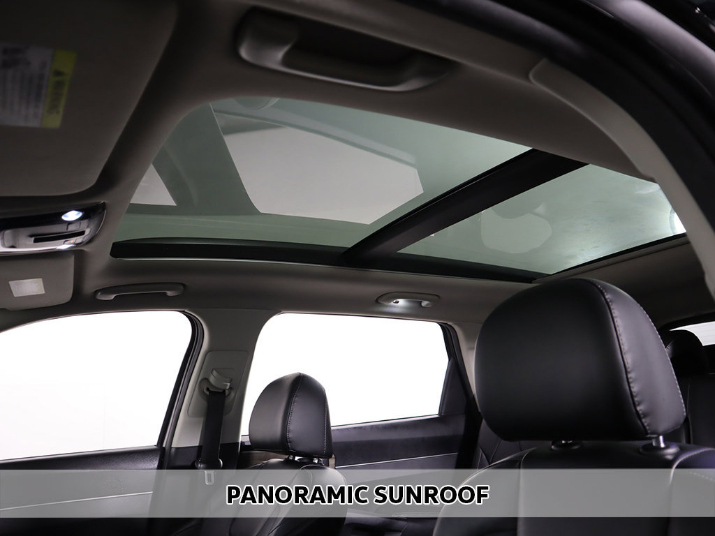 Used 2022 Kia Sorento S w/ Panoramic Sunroof Package AWD/4WD image 4
