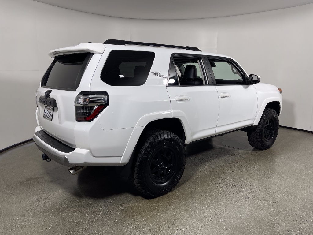 Used 2024 Toyota 4Runner TRD Off-Road Premium w/ Off Road Premium Plus Package AWD/4WD image 3