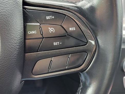 Used 2022 Dodge Charger SXT w/ Blacktop Package RWD image 13