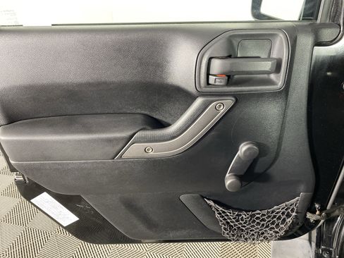 Used 2011 Jeep Wrangler Sport AWD/4WD image 9