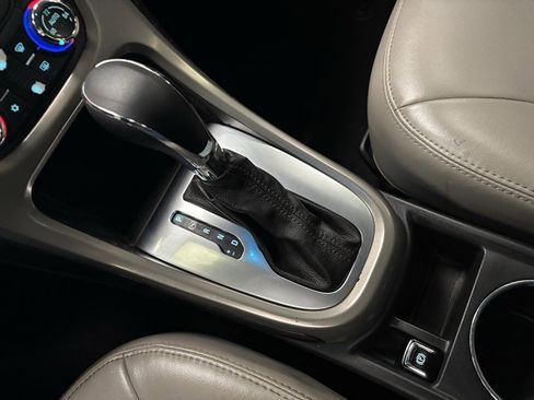 Used 2015 Buick Verano image 18