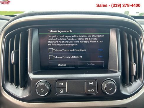 Used 2021 Chevrolet Colorado Z71 AWD/4WD image 17