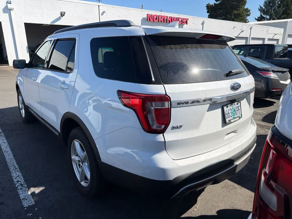 Used 2016 Ford Explorer XLT w/ Equipment Group 202A AWD/4WD image 4
