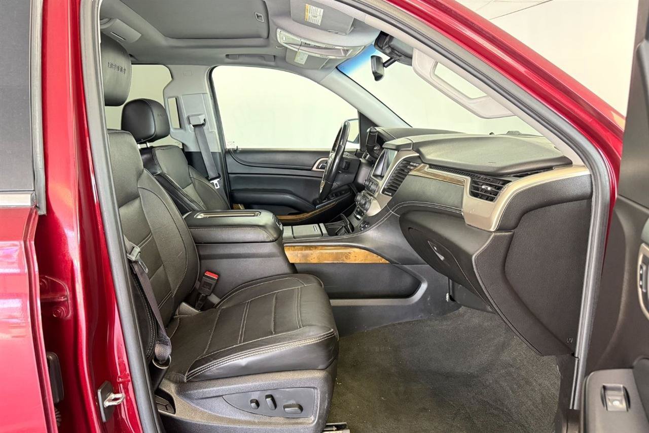 Used 2016 GMC Yukon XL Denali w/ Open Road Package AWD/4WD image 10