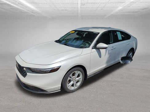 Used 2023 Honda Accord LX image 5