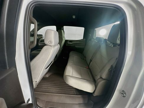 Used 2022 Chevrolet Silverado 1500 LT RWD image 25