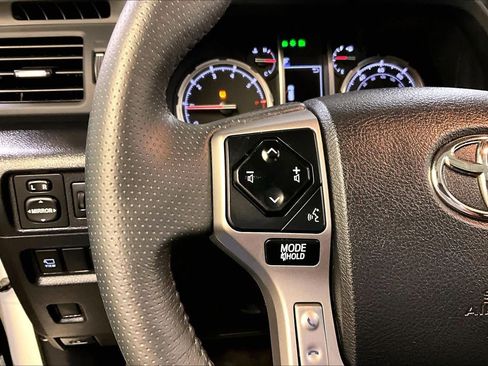 Certified 2022 Toyota 4Runner Limited image 22