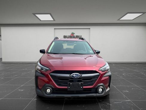 Certified 2025 Subaru Outback Premium AWD/4WD image 3