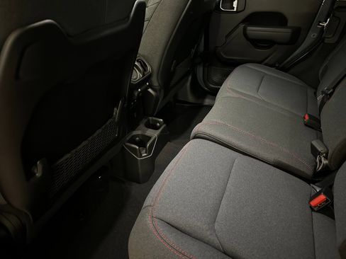 New 2025 Jeep Wrangler Unlimited Rubicon w/ Technology Group image 11