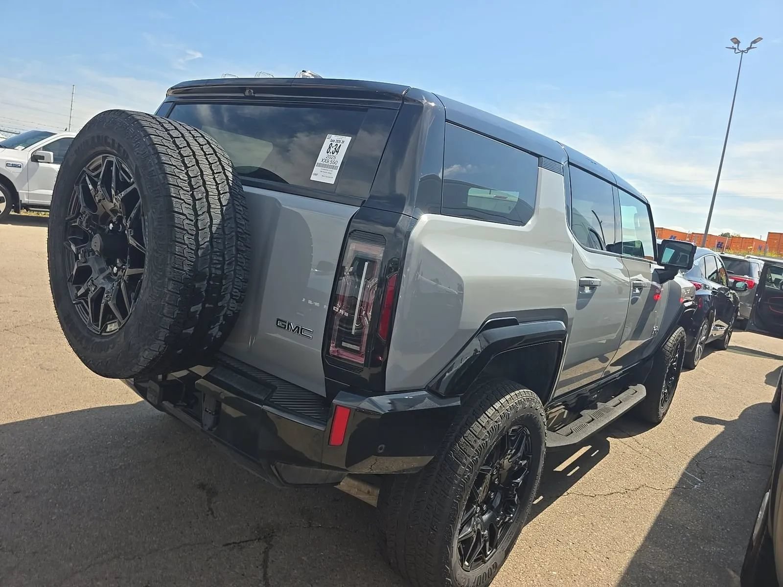 Used 2025 GMC Hummer EV 2X AWD/4WD image 11