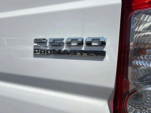Used 2023 RAM ProMaster 2500 FWD image 18