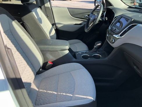 Used 2024 Chevrolet Equinox LT image 19