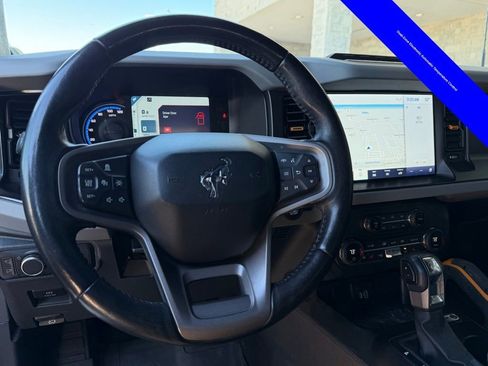 Used 2021 Ford Bronco Badlands image 12