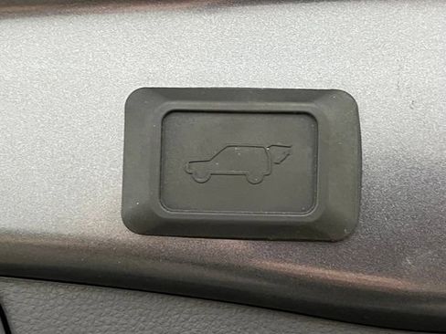 Certified 2023 Toyota RAV4 XLE Premium AWD/4WD image 13