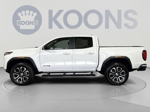 Used 2024 GMC Canyon AT4 w/ Technology Package AWD/4WD image 2